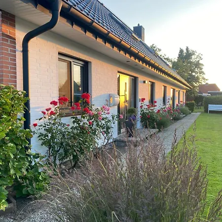 Haus Suedwind Am Ostdeich Apartment Busum Exterior photo