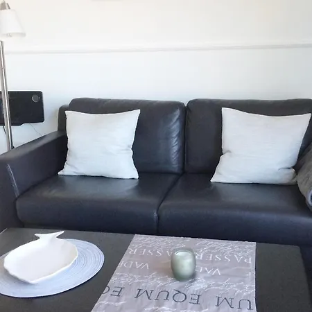 Haus Suedwind Apartment Busum Exterior photo